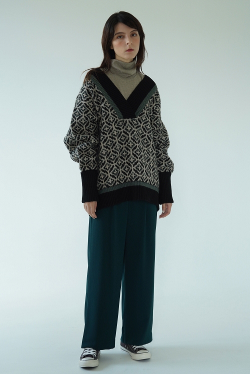 GEOMETRIC JACQUARD SWEATER/幾何学ジャカードセーター